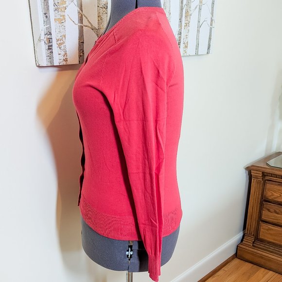 ~*Land's End Canvas Watermelon Red Cardigan Sweater - Size M*~ - Picture 2 of 8